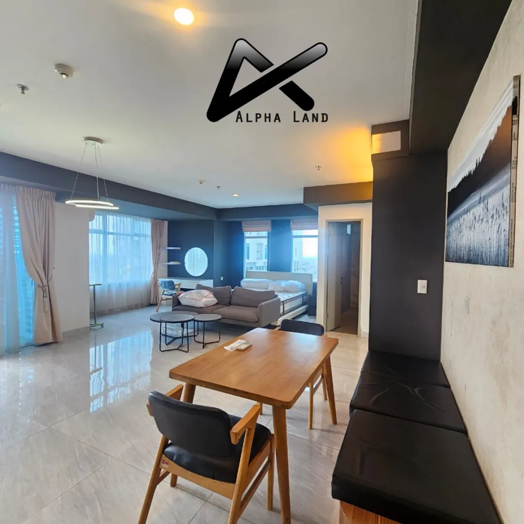  Sewa Manhattan condominium Tower Queen 